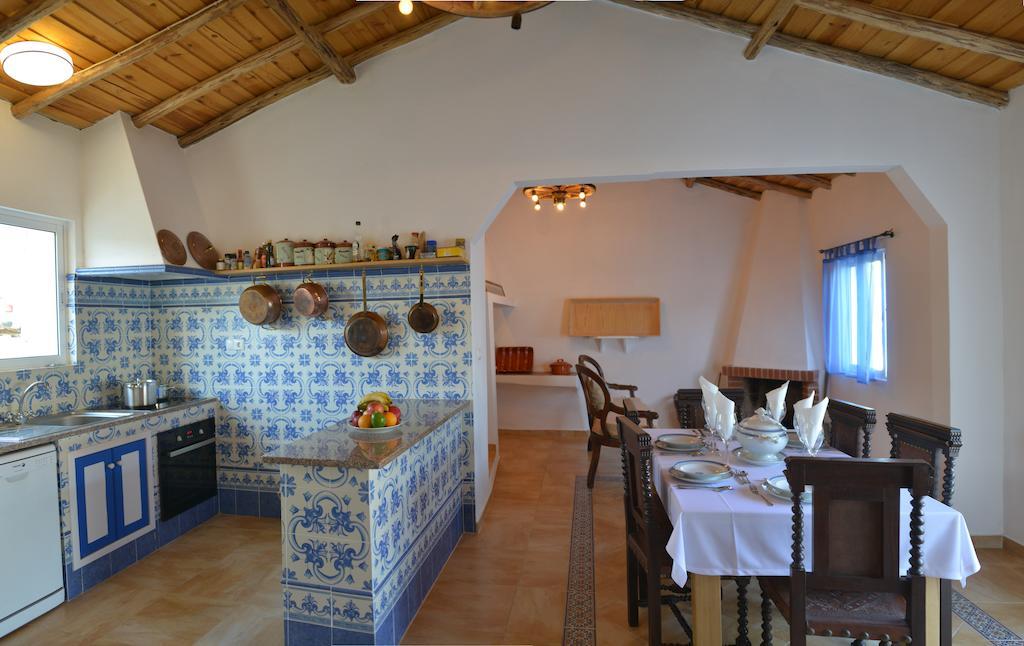 Quinta Da Fonte Em Moncarapacho Hotel Ruang foto